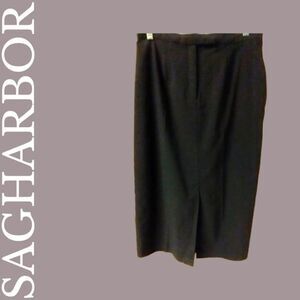 SAGHARBOR Petite Women's Black Pencil Skirt.